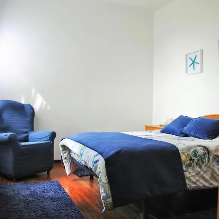Sleeps 7 With Pool